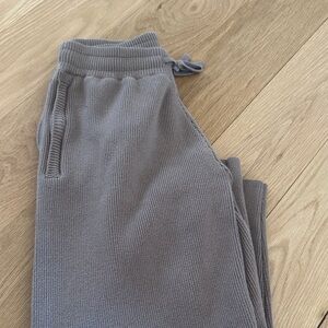 Alo scholar knit high waisted cargo pants